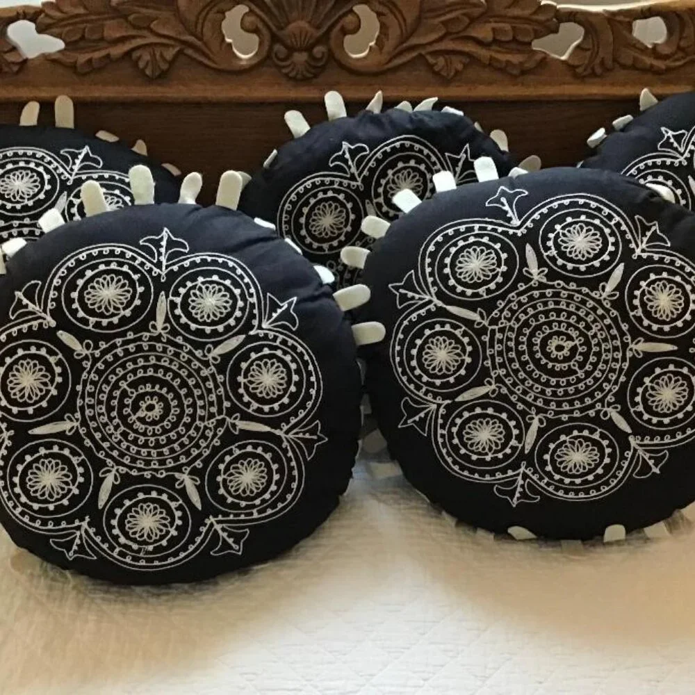 Vtg Pillows Boho Round 5 Total - 13